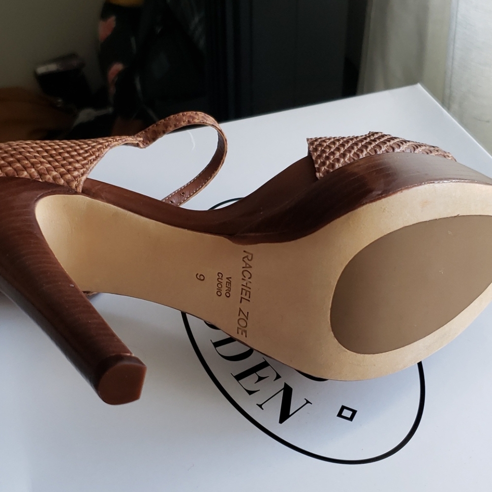 Shoes - Picture 3 of 4